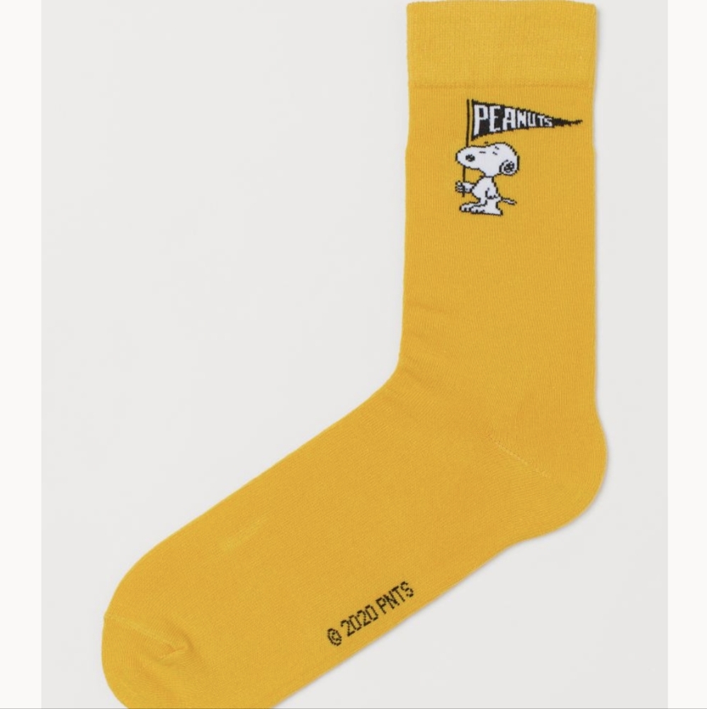 Sold Out H&M Snoopy Socks Large New with Tags